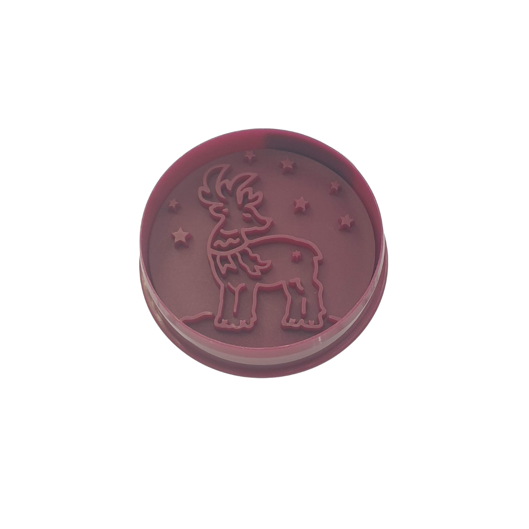 Round Reindeer Christmas Cutter With Stamp 7cm